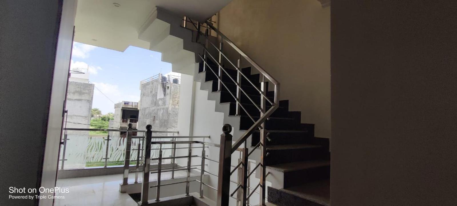 Blessing'S Home Stay 5 Bedrooms Luxury Villa Exquisite 5 Bedroom Villa Ideal Family Home Stay With Spacious Living Lucknow Exterior foto